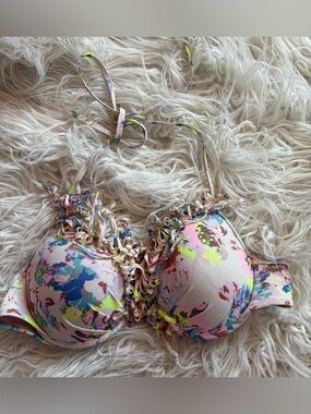 Victoria’s Secret Floral Fringe Push Up Bikini Top 32D Padded Halter Swim Top